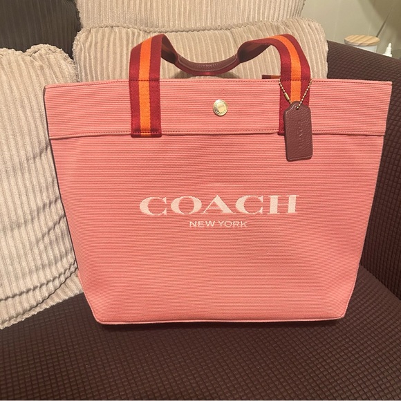 Coach large tote bag. - Picture 4 of 6